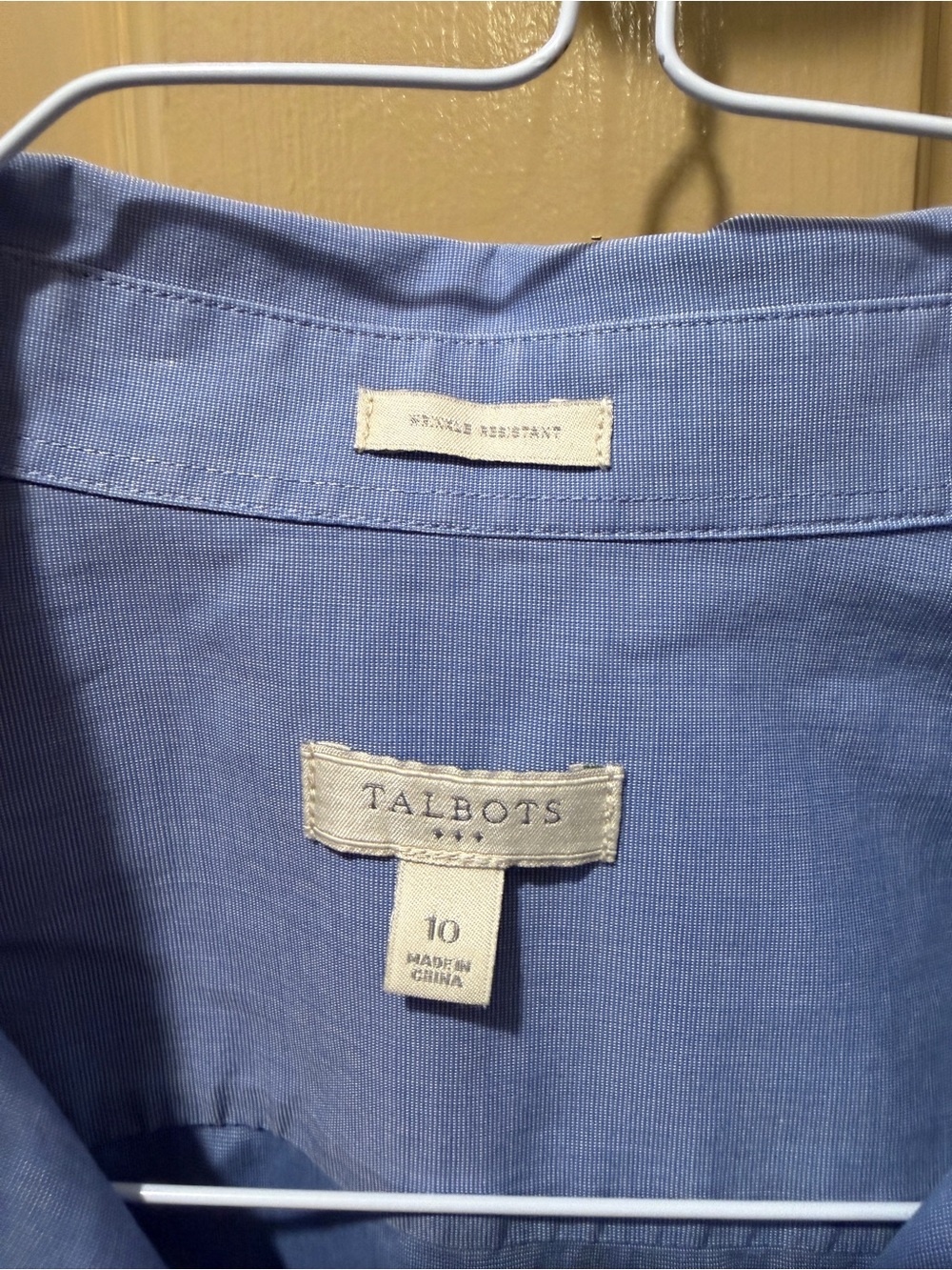 Structured Talbots classic blue button down - Picture 3 of 5